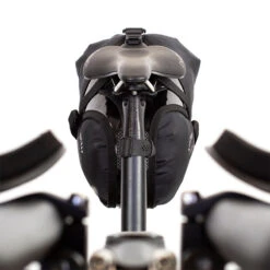 Restrap Race Saddle Bag Satteltasche Schwarz (7 Liter) -Sportfahrrad 59202805 037ZNRM9RgekoEC 1280x1280