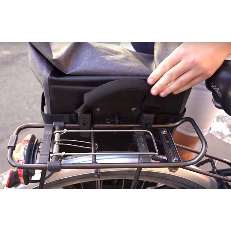 2in1 B&W B3 Bag Trolley + Wasserdichte Fahrrad Gepäckträgertasche (Trunk Bag) Jeans 8 2in1 B&W B3 Bag Trolley + Wasserdichte Fahrrad Gepäckträgertasche (Trunk Bag) Jeans – Bild 6