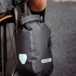 ORTLIEB Fork Pack - Wasserdichte Gabeltasche4,1 Liter, Schwarz -Sportfahrrad 68921808 06Rx1ZByTY9cUwk 1280x1280