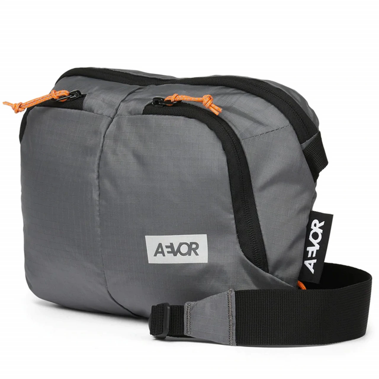 AEVOR Sacoche Bag Ripstop Sundown - Umhängetasche 4 L Mit Anti-Twist-Gurt Grau 4 AEVOR Sacoche Bag Ripstop Sundown - Umhängetasche 4 L Mit Anti-Twist-Gurt Grau – Bild 2