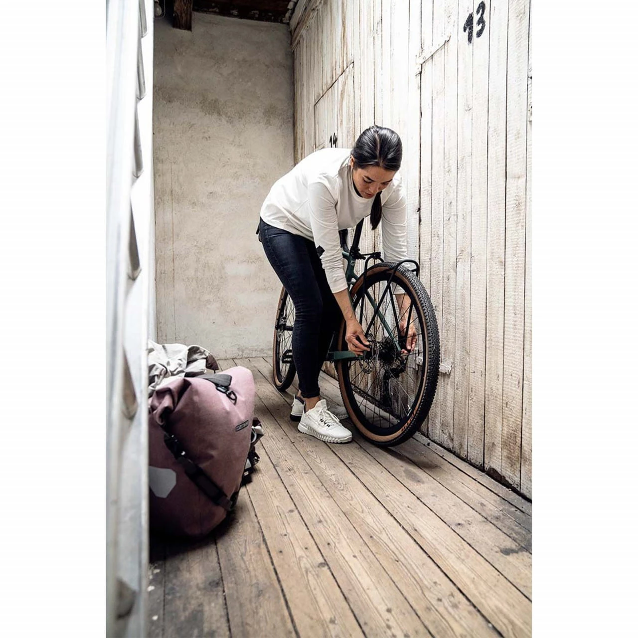 Ortlieb Quick Rack Light Quick Release Gepäckträger Für 26 Und 28 Zoll Räder, Max. Zuladung 15 Kg 5 Ortlieb Quick Rack Light Quick Release Gepäckträger Für 26 Und 28 Zoll Räder, Max. Zuladung 15 Kg – Bild 3