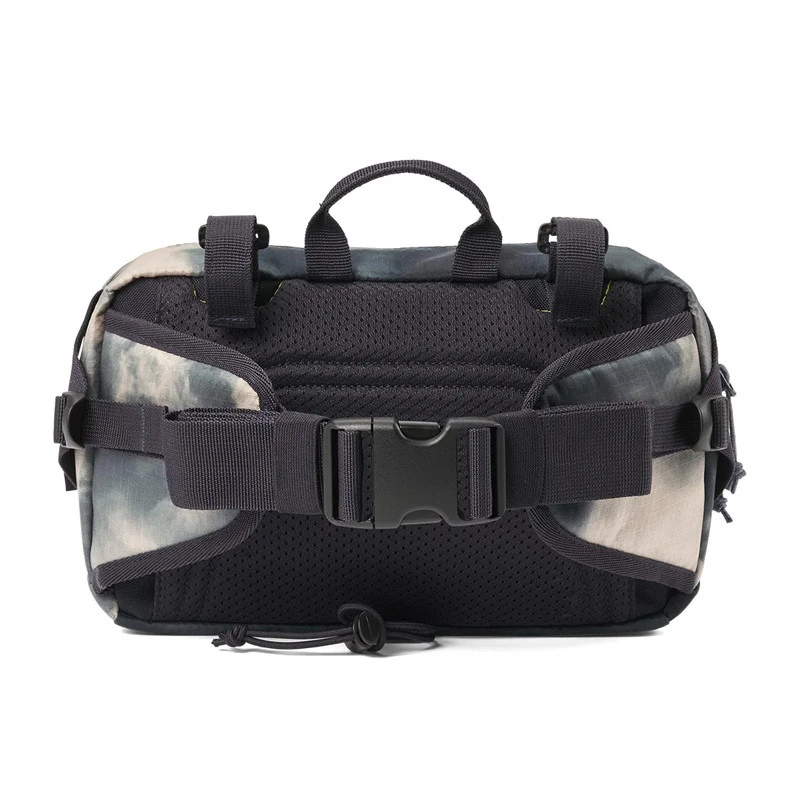 AEVOR Bar Bag Proof Tie Dye Lenker- Und Slingtasche 4 Liter Proof Tie Dye 6 AEVOR Bar Bag Proof Tie Dye Lenker- Und Slingtasche 4 Liter Proof Tie Dye – Bild 4