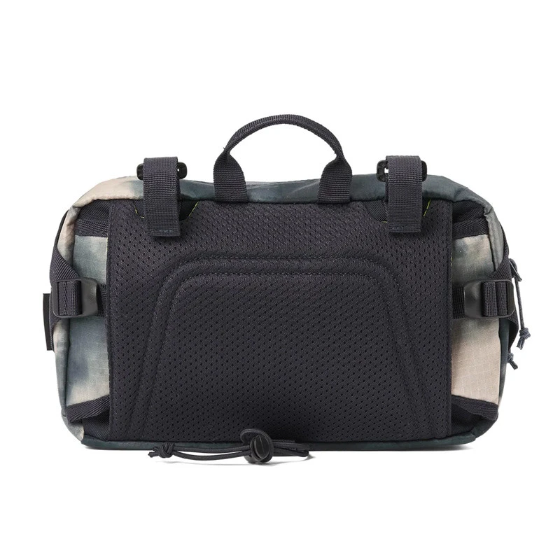 AEVOR Bar Bag Proof Tie Dye Lenker- Und Slingtasche 4 Liter Proof Tie Dye 7 AEVOR Bar Bag Proof Tie Dye Lenker- Und Slingtasche 4 Liter Proof Tie Dye – Bild 5