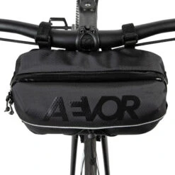 AEVOR Bar Bag Proof Black Lenker- Und Slingtasche 4 Liter - Schwarz -Sportfahrrad 68925497 05 1280x1280